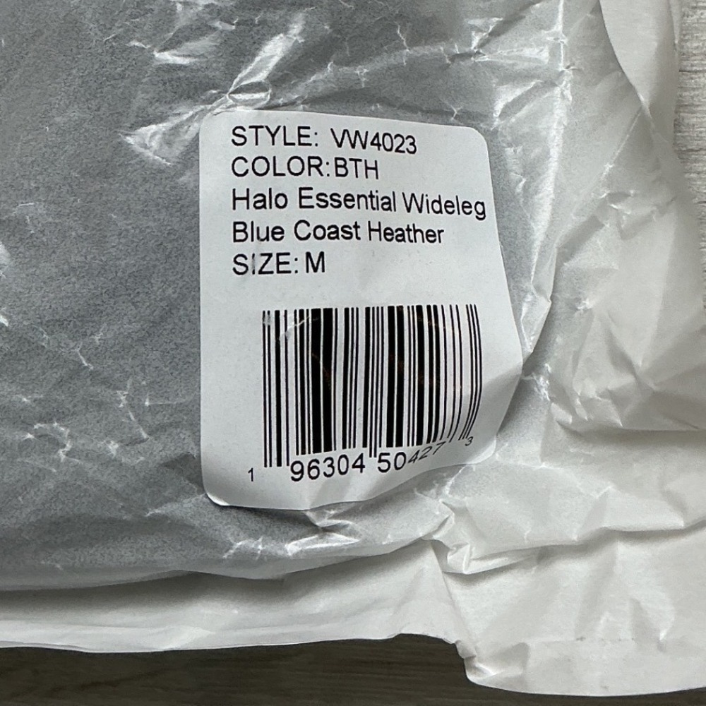 Vuori Halo Essential Wideleg Blue Coast Heather Medium New With Tags - Picture 5 of 7